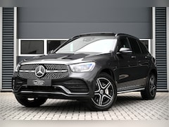 Mercedes-Benz GLC-klasse - 300e 4MATIC AMG / PANO / NIGHT / BURMESTER / LED / 360 CAMERA / FABRIEKSGARANTIE 11-2027 /
