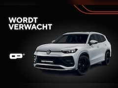Volkswagen Tayron - 1.5/272pk eHybrid R-Line Blackstyle|2025|Panoramadak|Trekhaak|Head-up|20"Blackstyle|Discov