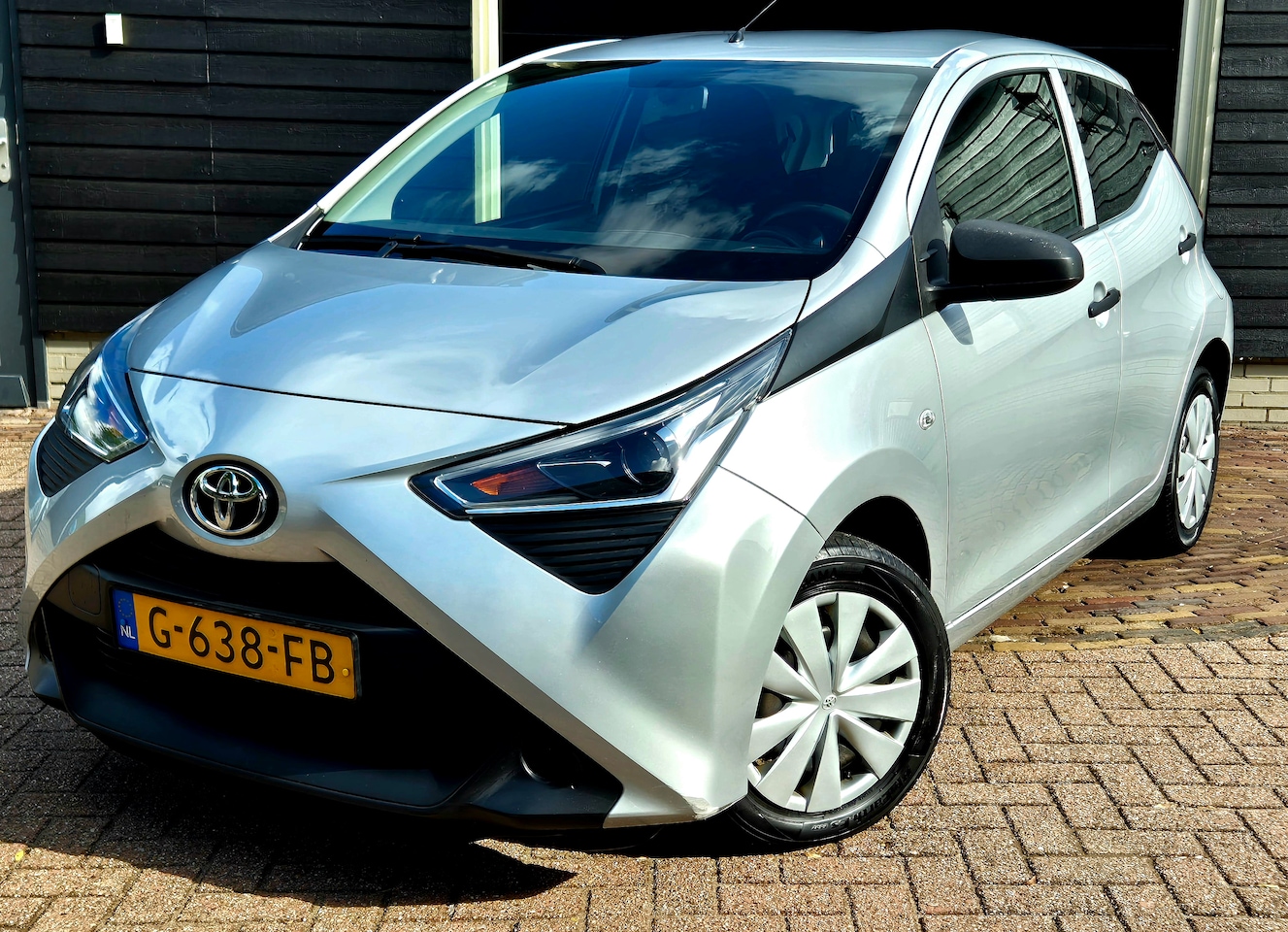 Toyota Aygo - 1.0 VVT-i x-fun - AutoWereld.nl