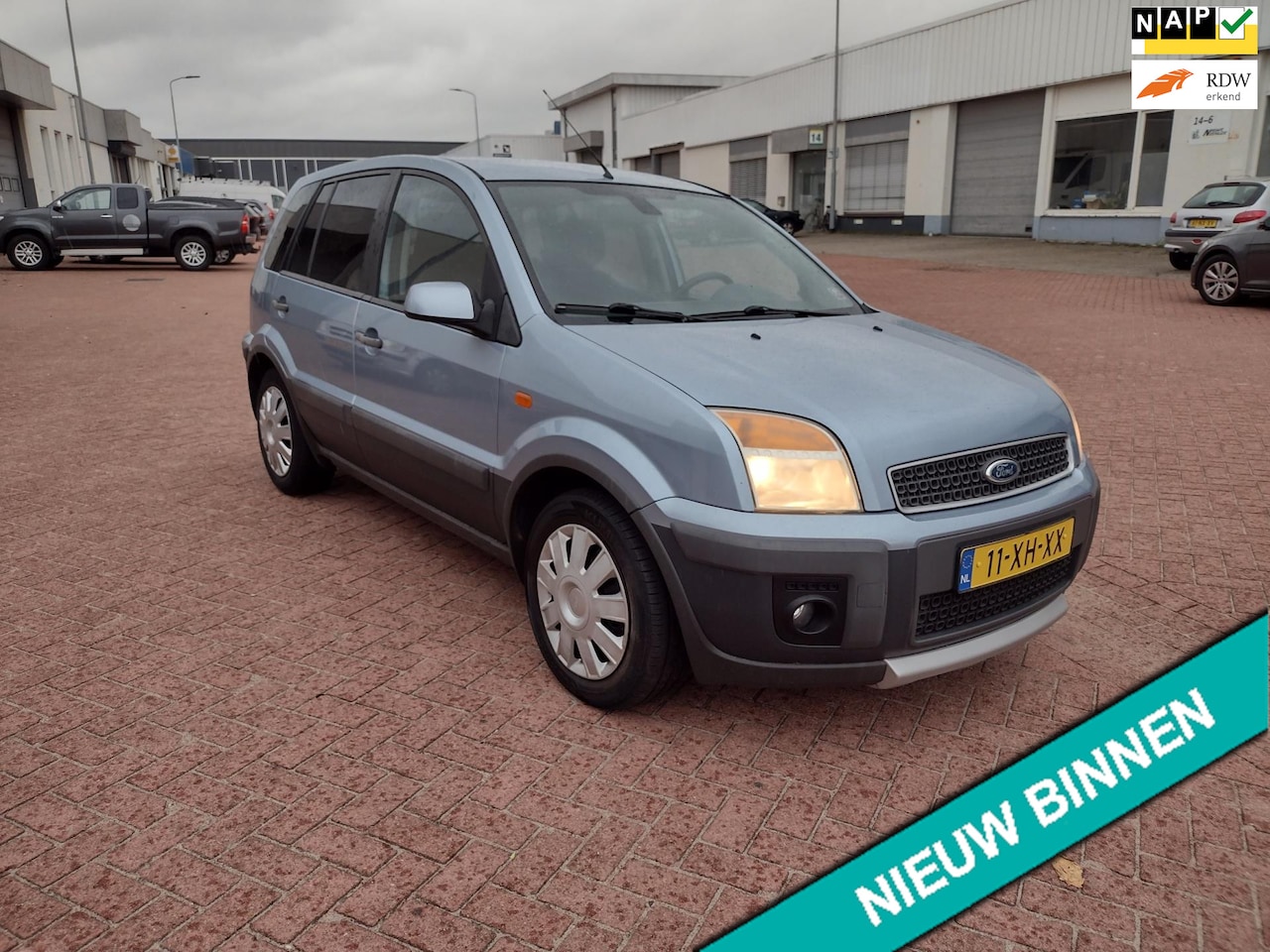 Ford Fusion - 1.6-16V Crossroad MOOIE AUTO BEL 0619590613 HOGE IN STAP APK 07-04-2026 - AutoWereld.nl
