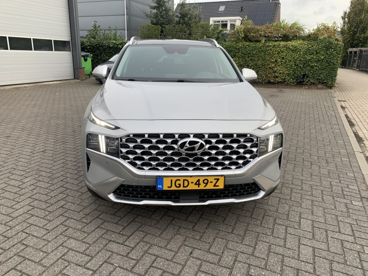 Hyundai Santa Fe - 1.6 T-GDI PHEV PrSky plug-in hybrid - AutoWereld.nl