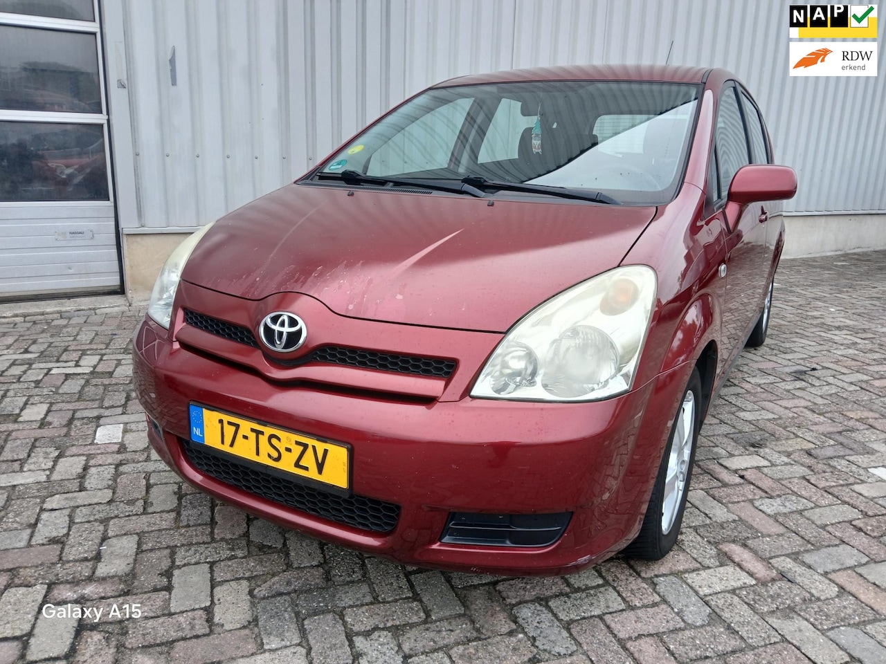 Toyota Verso - 1.6 VVT-i Terra BAK DEFECT! - AutoWereld.nl