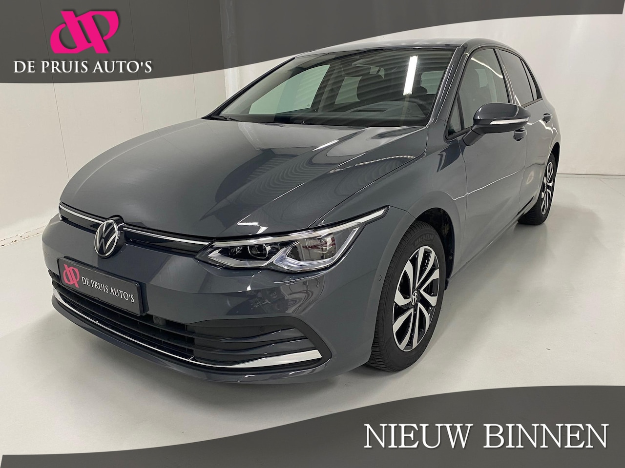 Volkswagen Golf - 1.5 eTSI Style Camera Trekhaak Apple Carplay Standkachel Headup 17inch Navigatie - AutoWereld.nl