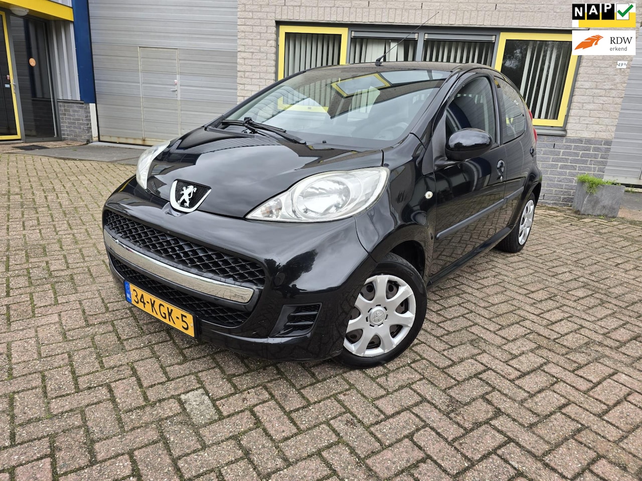 Peugeot 107 - 1.0-12V Sublime 1.0-12V Sublime - AutoWereld.nl
