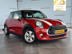 MINI Cooper - 1.5 Pepper Business /Bluetooth/LMV/Navigatie/Dual-zone airconditioning