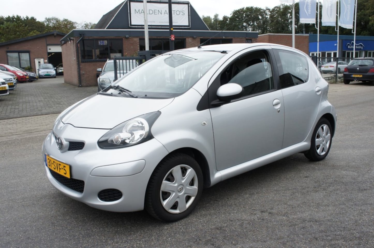 Toyota Aygo - 1.0-12V COMFORT NAV. TREKHAAK/AIRCO KEURIGE STAAT - AutoWereld.nl