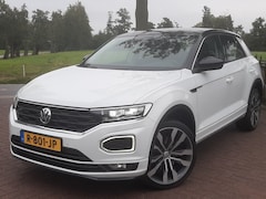 Volkswagen T-Roc - 1.0 TSi 115pk R-Line Airco Navigatie Digitaal-Dashboard App-Connect BTW-auto