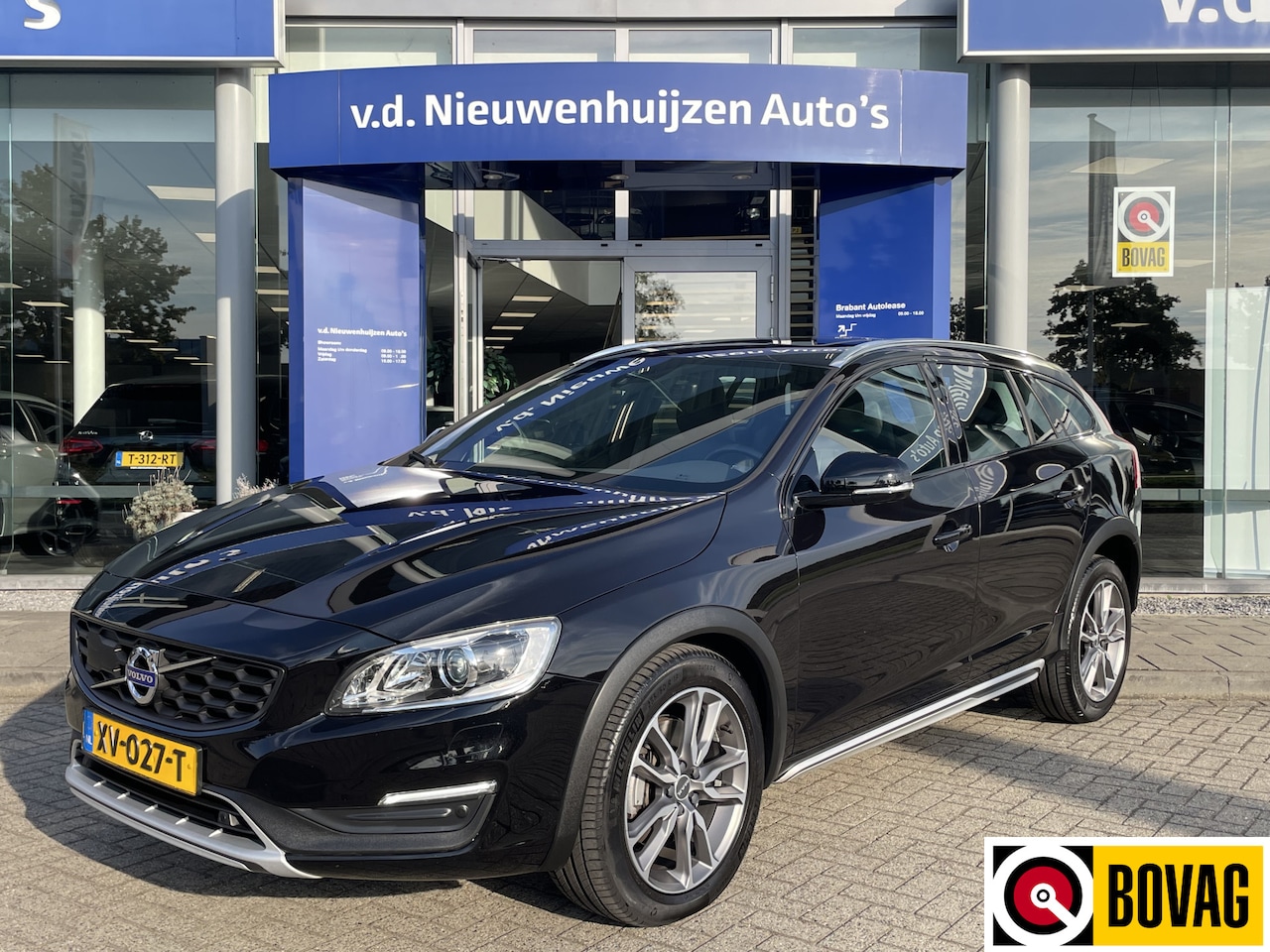 Volvo V60 Cross Country - 2.0 T5 Polar+ | 1e eigenaar | Achteruitrijcamera | - AutoWereld.nl