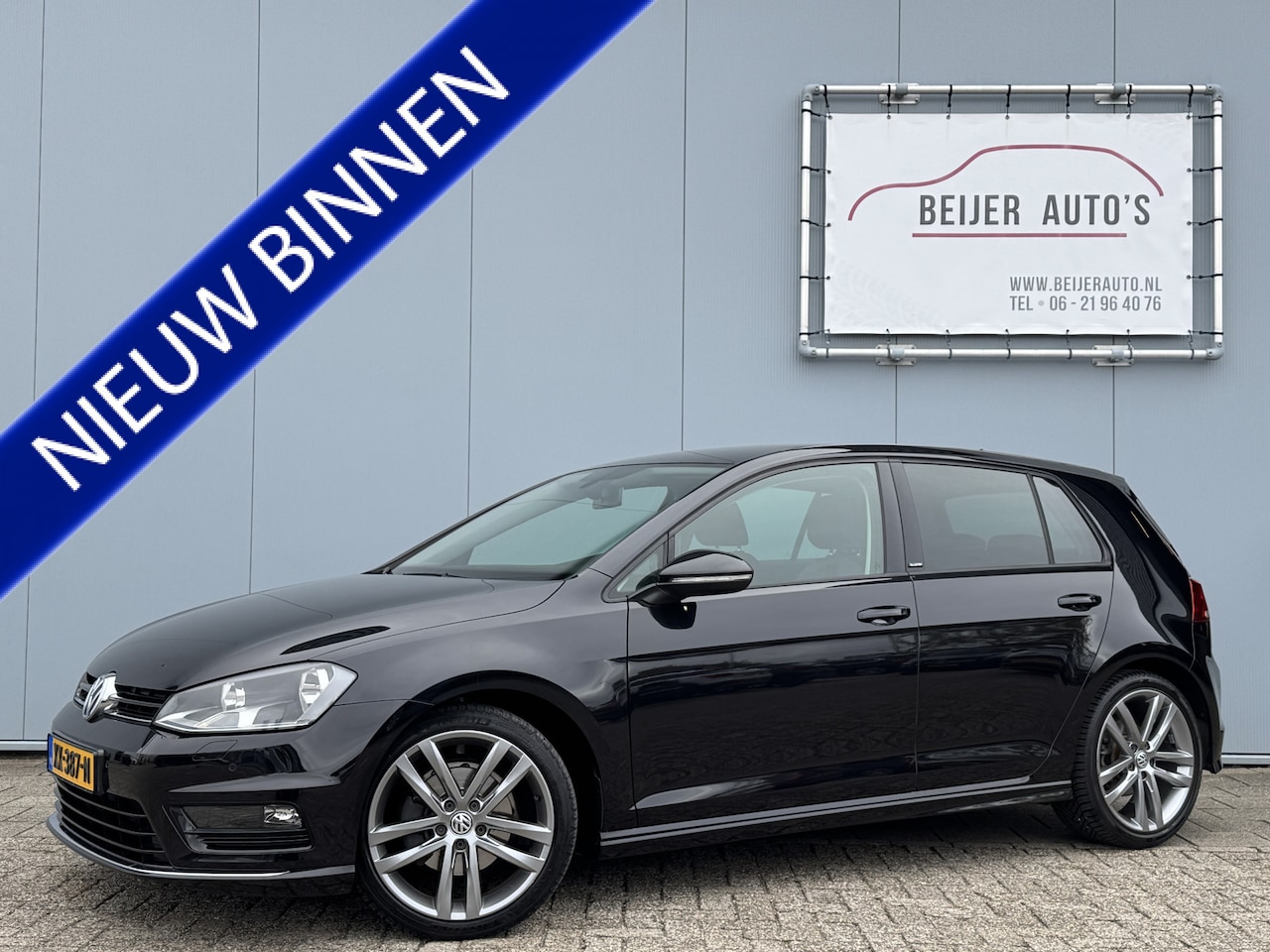 Volkswagen Golf - 1.4 TSI Connected Series Automaat/Navigatie/18inch. - AutoWereld.nl