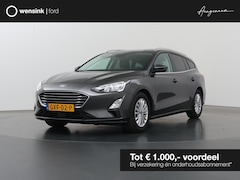 Ford Focus - 1.0 EcoBoost Titanium Business | Winterpack | Climate Control | Navigatie | Parkeersensore