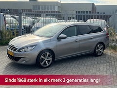 Peugeot 308 SW - 1.2 PureTech Blue Lease Executive 130PK NL AUTO NAP Navi l Pano l Trekhaak l LED l PDC l C