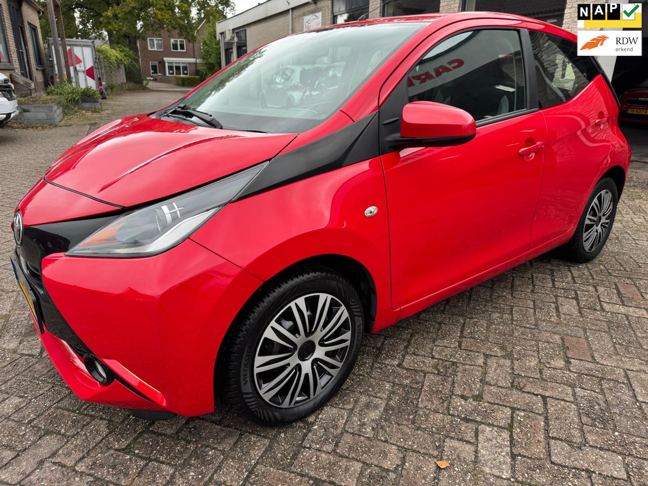 Toyota Aygo - 1.0 VVT-i x-play AIRCO LED ORG 81522 KM NAP O.H BOEKJES KLEINE BEURT GEHAD NW APK ACHTERUI - AutoWereld.nl