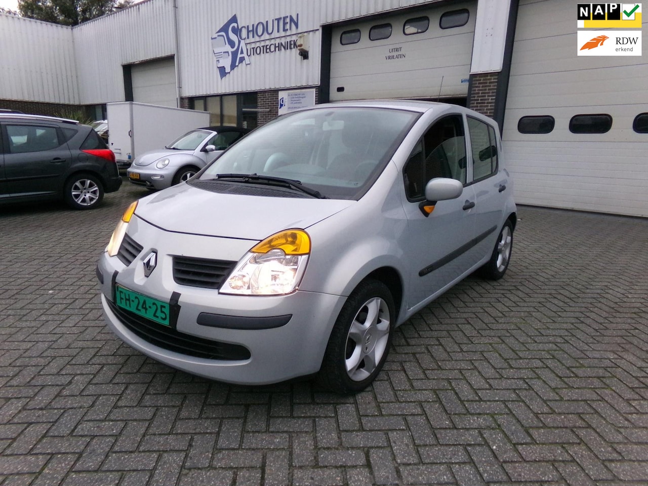 Renault Modus - 1.6-16V Team Spirit 1.6-16V Team Spirit - AutoWereld.nl