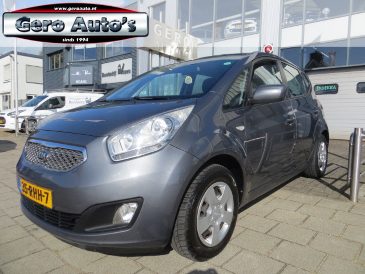 Kia Venga - 1.4 CVVT Seven camera ,trekhaak cruise control  airco etc - AutoWereld.nl