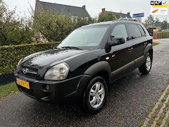 Hyundai Tucson - 2.0i 4WD Style