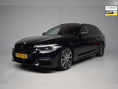 BMW 5-serie Touring - 520i M-SPORT ORG.NED / NAP / PANORAMADAK / 360CAMERA / HARMAN-KARDON / NAPPA / HEAD-UP
