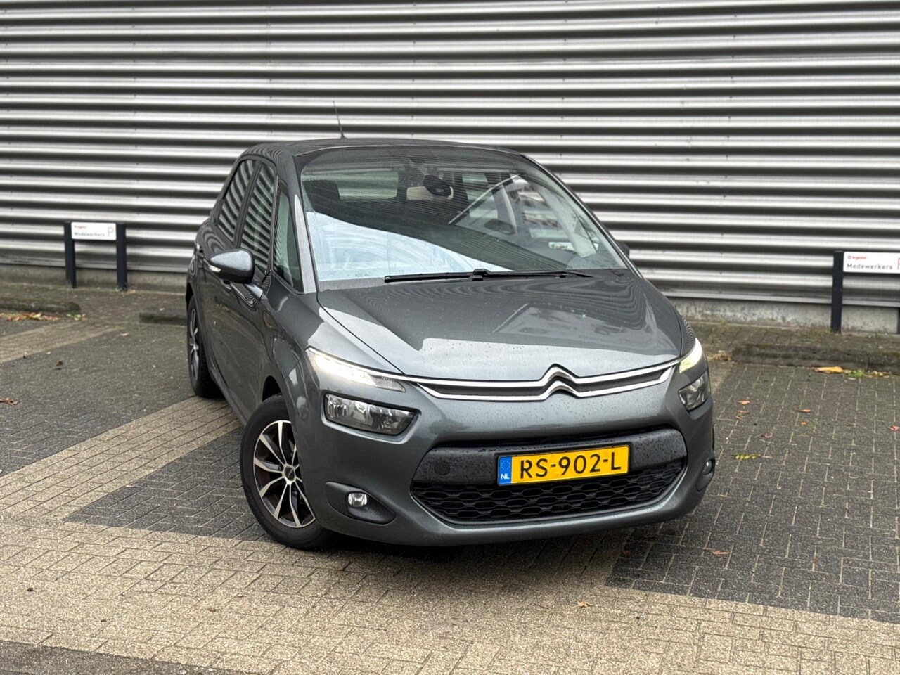 Citroën C4 Picasso - 1.6 e-HDi Intensive (bj 2014) AUTOMAAT|NAVI|PDC| - AutoWereld.nl