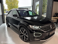 Volkswagen T-Roc - 1.0 TSI Business Panoramadak 19 inch LED