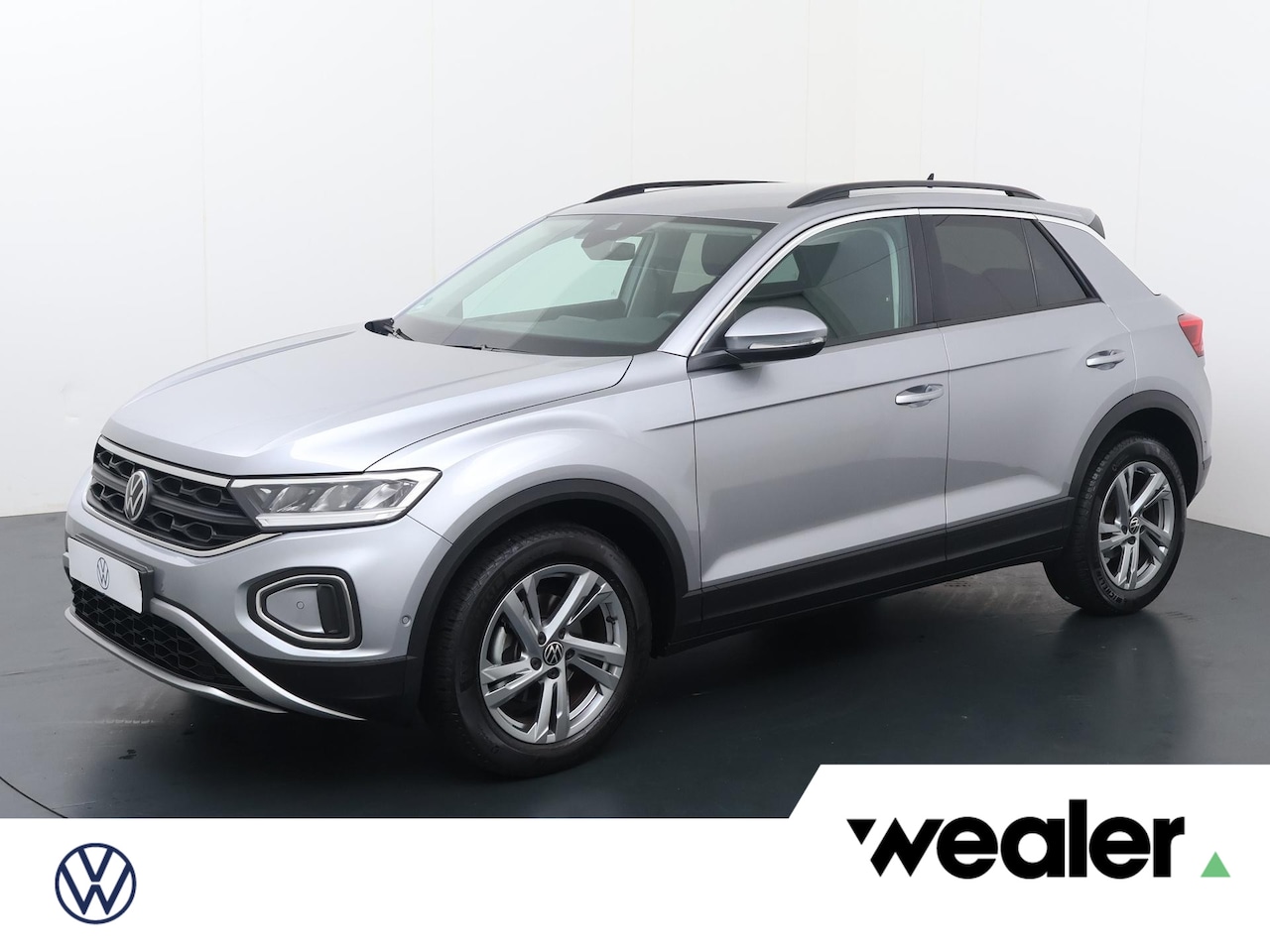 Volkswagen T-Roc - 1.0 TSI Life 75 Edition | 110 PK | Navigatiesysteem | Adaptive cruise control | Achteruitr - AutoWereld.nl