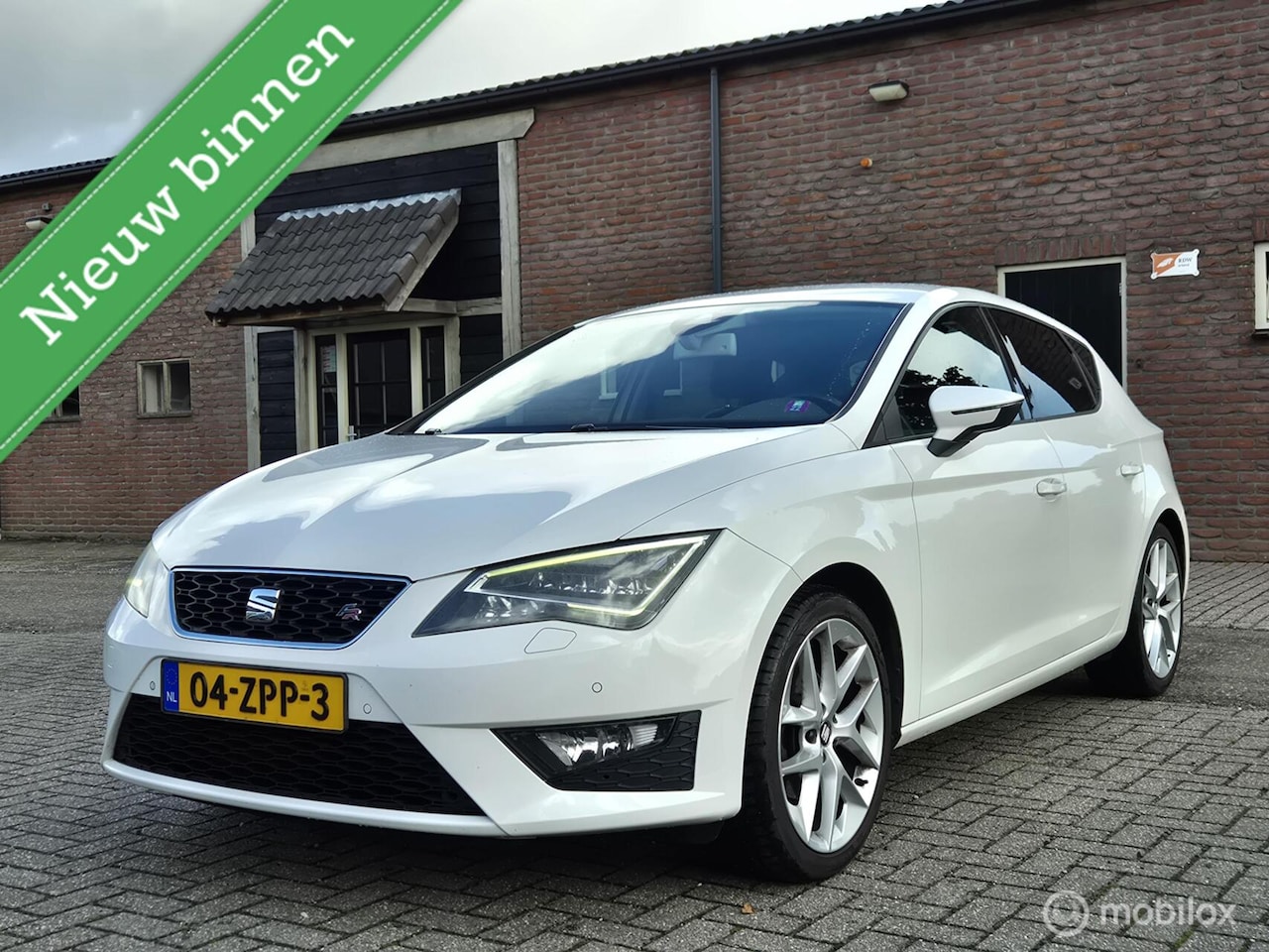 SEAT Leon - 1.4 TSI FR Trekhaak/ Seat Sound/ Navi/ PDC/ Cruise - AutoWereld.nl