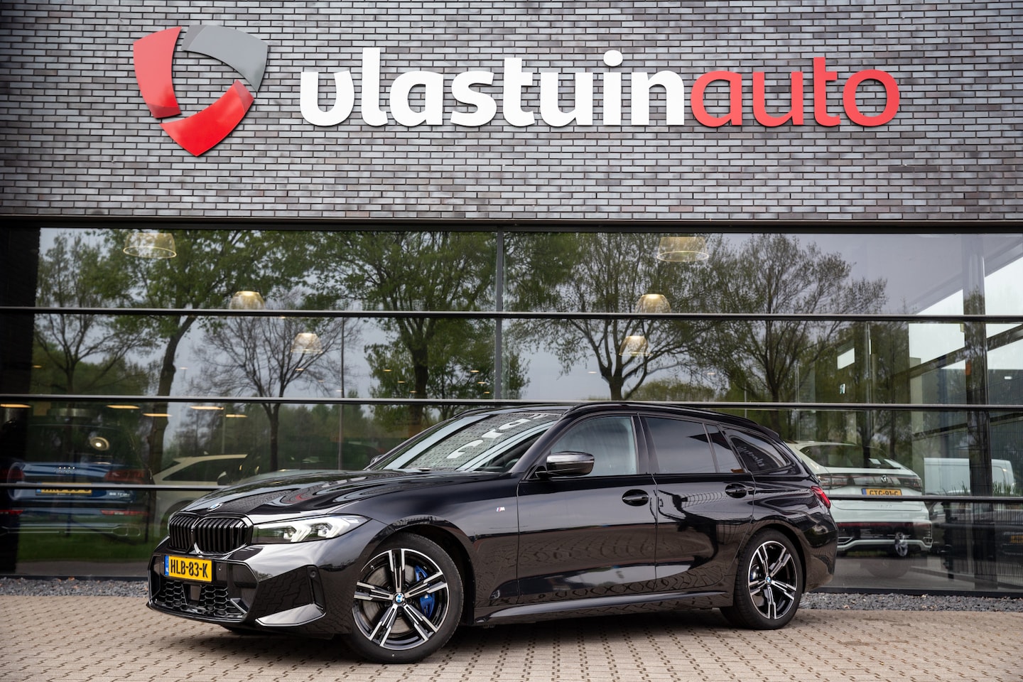 BMW 3-serie Touring - 330i M Sport 330i M-Sport 245pk , Adaptive cruise, Carplay, Leer, - AutoWereld.nl