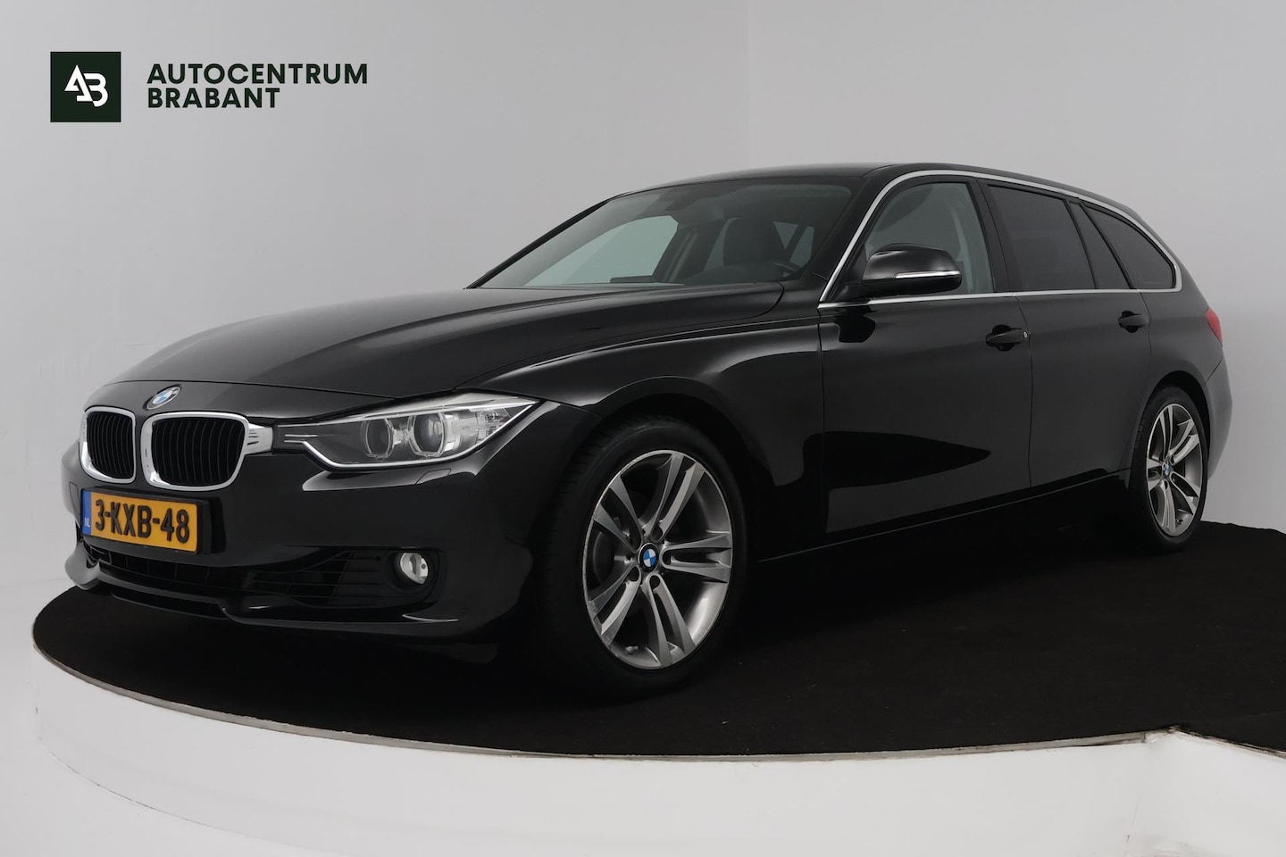BMW 3-serie Touring - 320i Executive (NAVIGATIE, PARKEERSENSOREN, CRUISE CONTROL, AUTOMAAT) - AutoWereld.nl