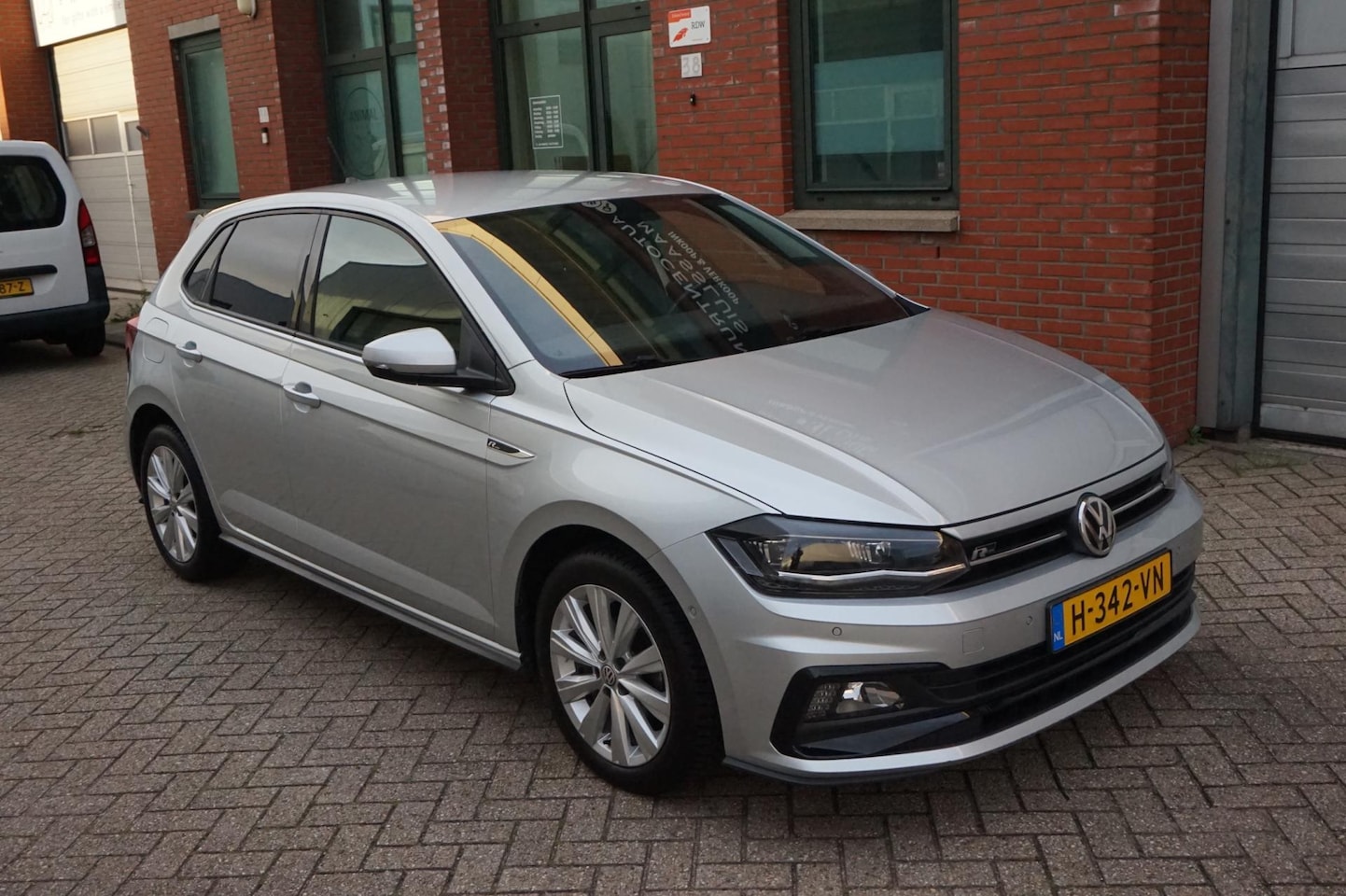 Volkswagen Polo - 1.0 TSI Highline Business R R-line Virtual DSG - AutoWereld.nl
