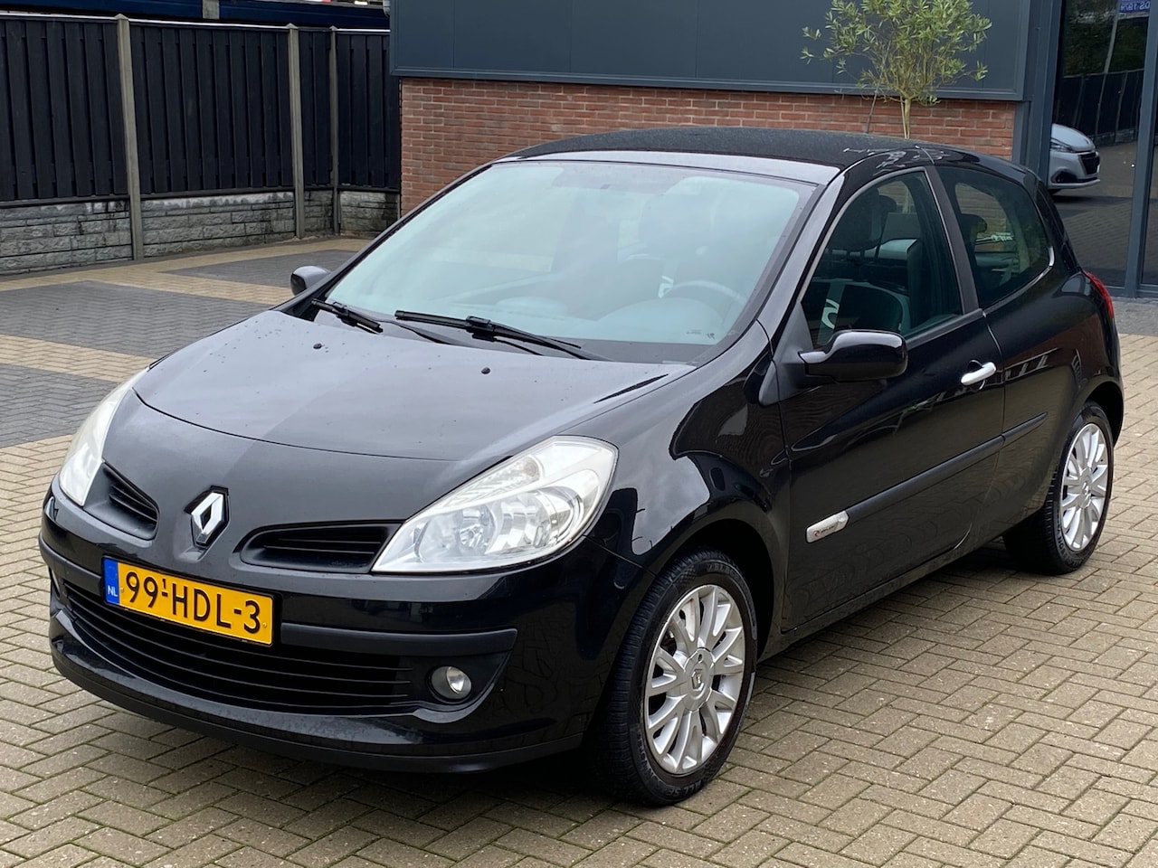 Renault Clio - 1.2-16V Rip Curl NIEUWSTAAT AIRCO CRUISE L.M. VELGEN ELEKTR PAKKET - AutoWereld.nl