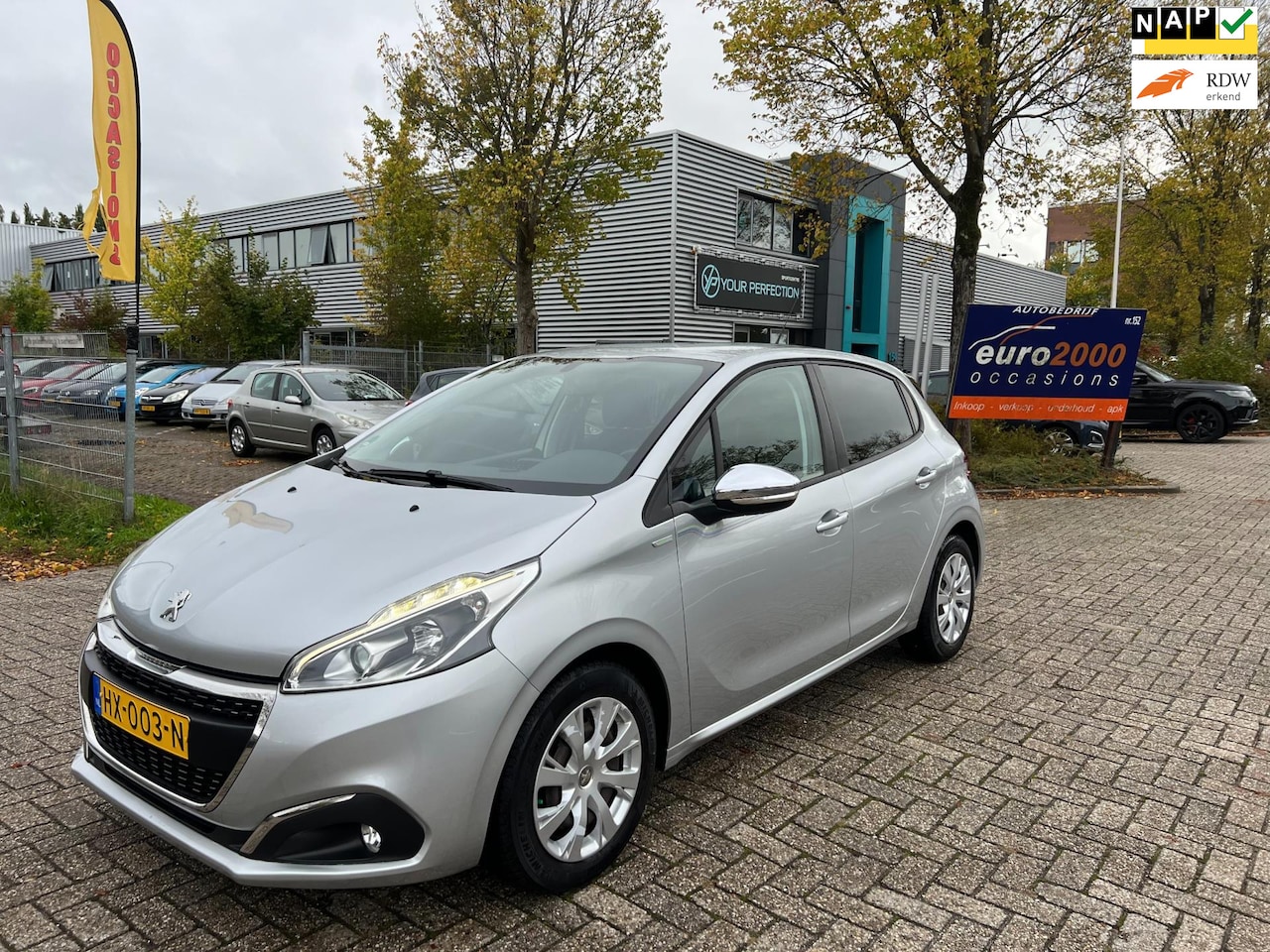 Peugeot 208 - 1.2 PureTech Urban Soul - LED - NAVIGATIE - NAP ! - AutoWereld.nl