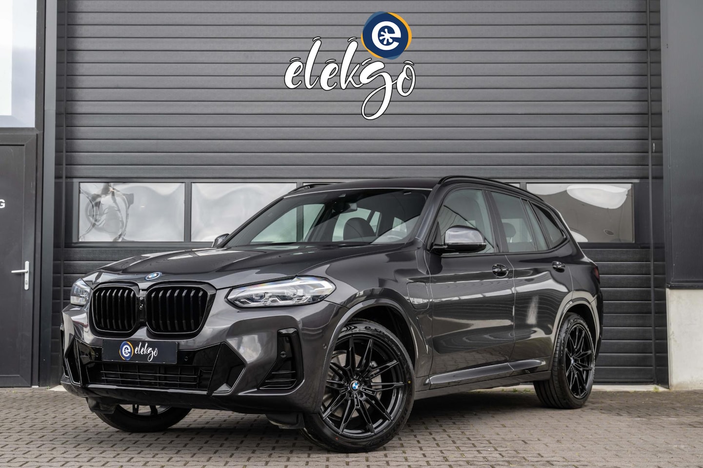 BMW X3 - XDrive30e M-Sport|SHADOWLINE|CAM|LEDER|20"| - AutoWereld.nl