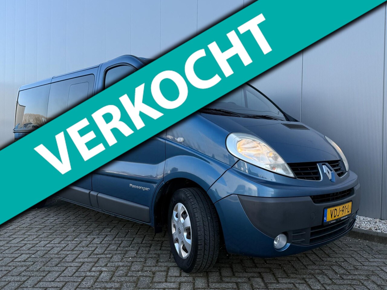 Renault Trafic - 5 Persoons Rolstoelbus (Airco) L2H1 Deluxe - AutoWereld.nl