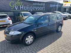 Renault Mégane Grand Tour - 1.6-16V Business Line LPG