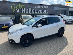 Peugeot 2008 - 1.2 PureTech Blue Lease Executive