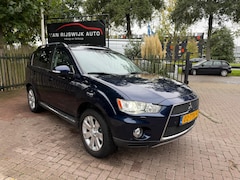 Mitsubishi Outlander - 2.0 Edition Two Xenon Leder Dealer Ond Camera Schuifdak
