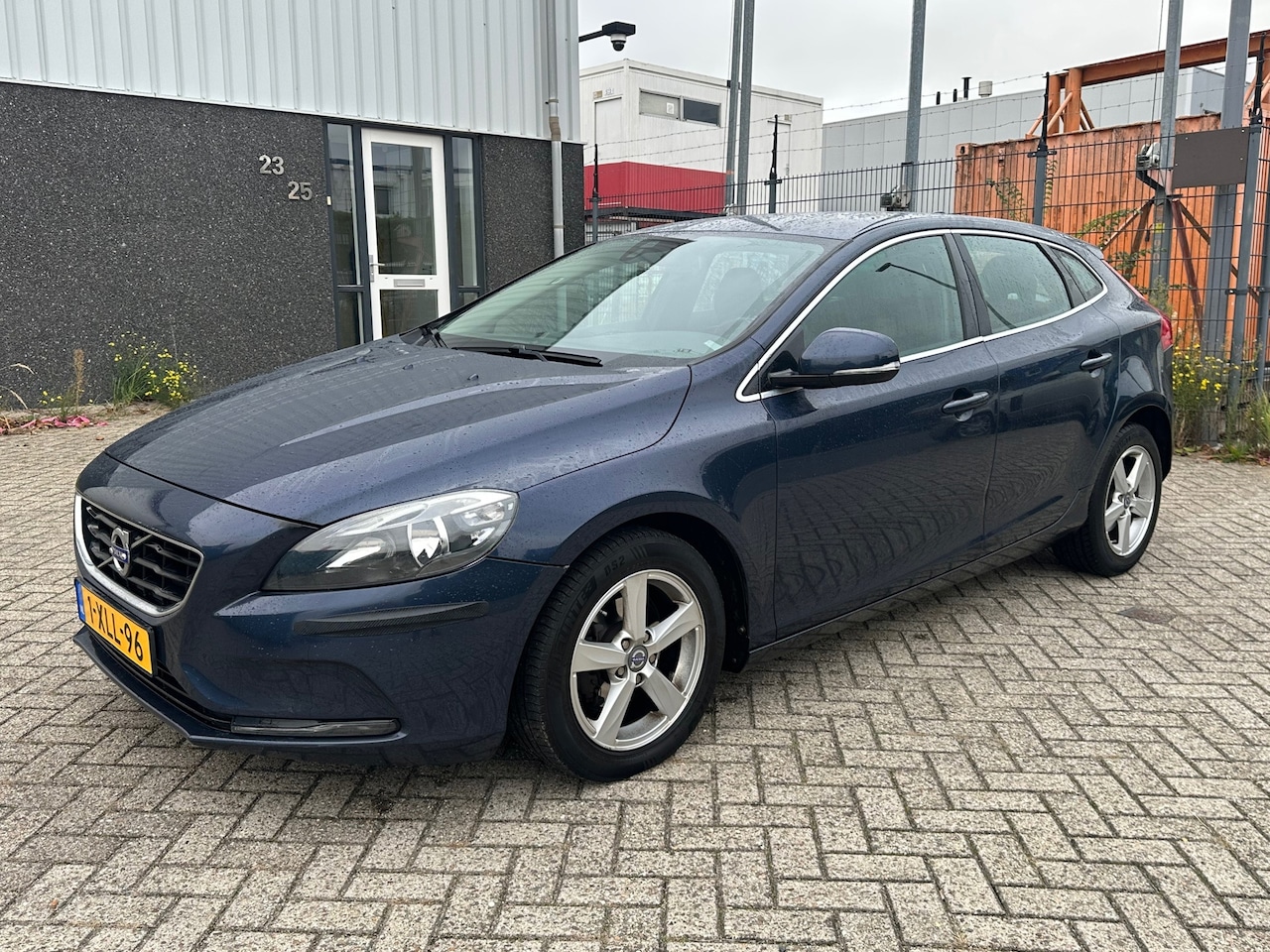 Volvo V40 - 1.6 D2 Momentum Business 2014 - AutoWereld.nl