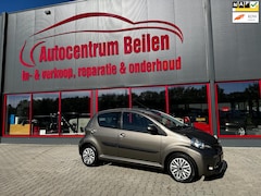 Toyota Aygo - 1.0 VVT-i Aspiration / Automaat / 5-DR / AIRCO / NAVI / BLUETOOTH /