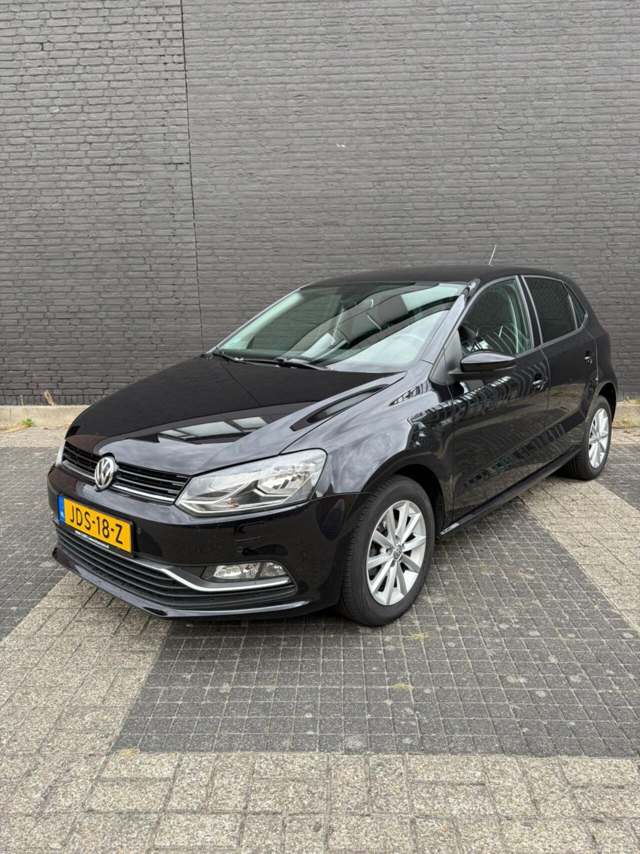 Volkswagen Polo - Volkswagen Polo 1.2 TSI Lounge 90PK 2015 - AutoWereld.nl