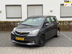 Subaru Trezia - 1.3 Comfort NIEUWE APK LICHTE SCHADE RECHTERKANT