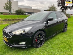 Ford Focus Wagon - 2016 * 2.0 TDCI Titanium ST * AUTOMAAT * FULL FULL OPTIONS