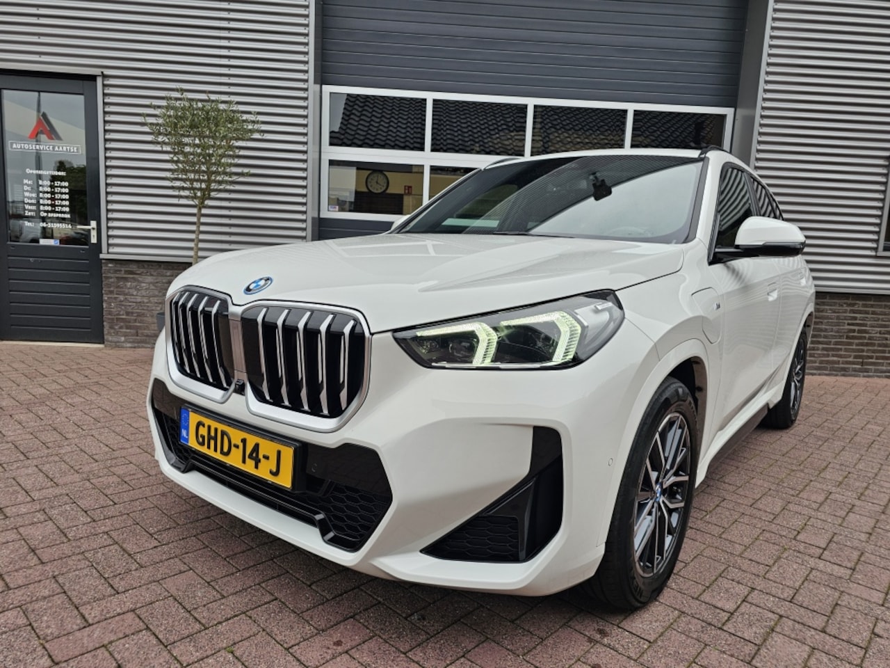 BMW X1 - | M-Sport| Panoramadak | xDrive30e - AutoWereld.nl