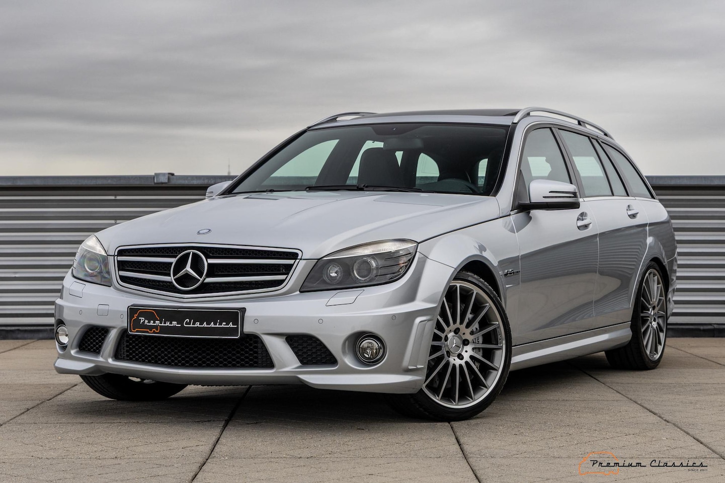 Mercedes-Benz C-klasse Estate - AMG 63 S204 | 73.000KM | LSD | Sunroof | Harman/Kardon - AutoWereld.nl