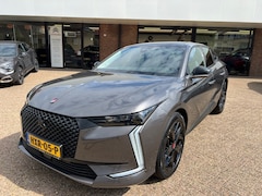 DS 4 - 4 1.2 PureTech Performance Line Navi-Camera-Afn. trekhaak-Keyless-Alcantara