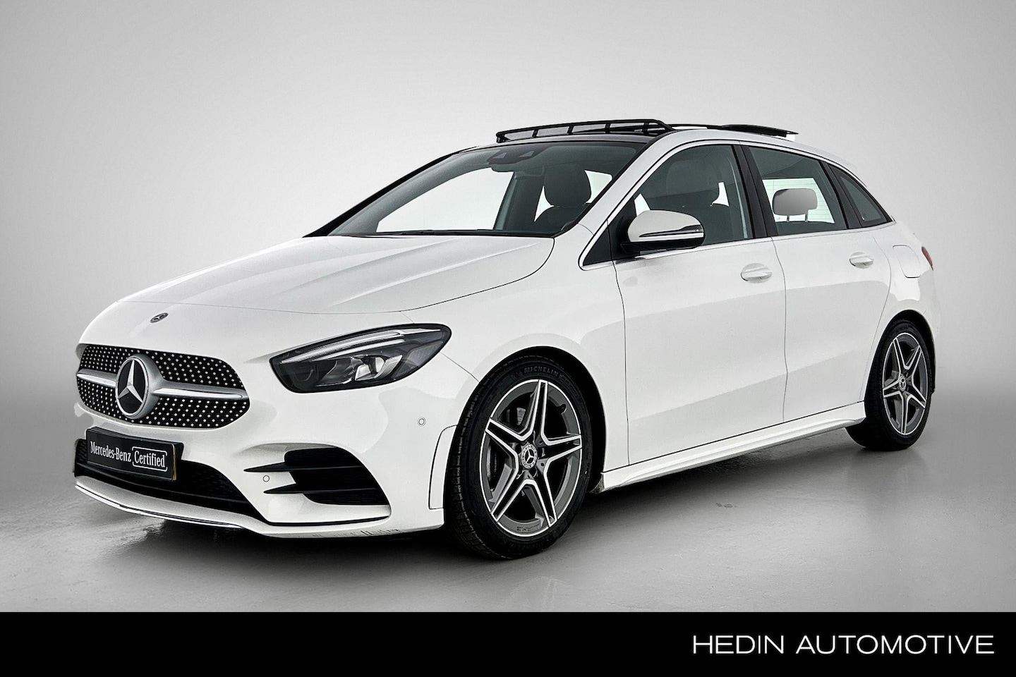 Mercedes-Benz B-klasse - B 180 Automaat Business Solution AMG | Advantage Pakket | Panoramadak | LED | Stoelverwarm - AutoWereld.nl