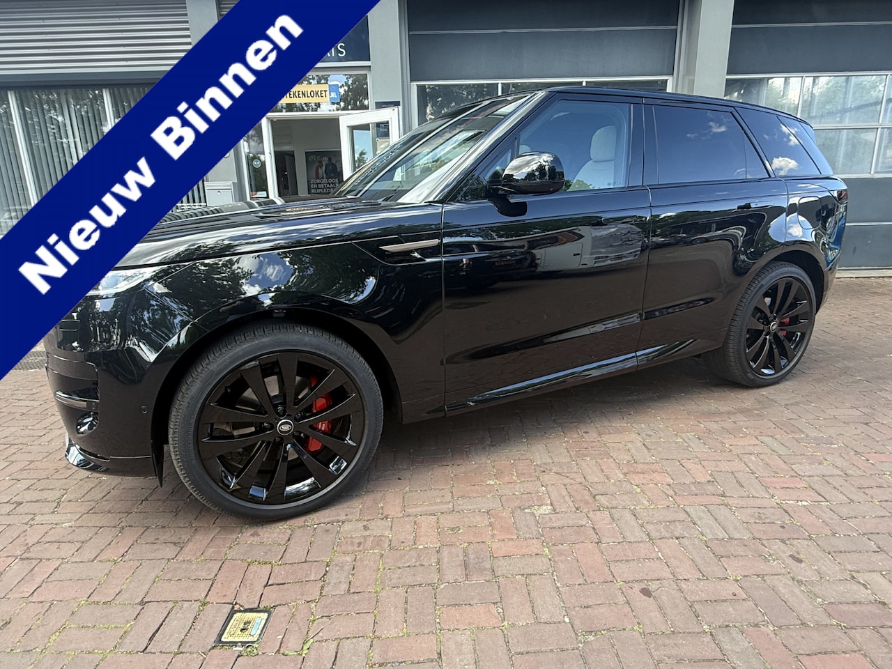 Land Rover Range Rover Sport - 3.0 P460e PHEV Dynamic HSE | 470pk | 2025 | 1e Eigenaar | Full Options | 23” | Massage | T - AutoWereld.nl