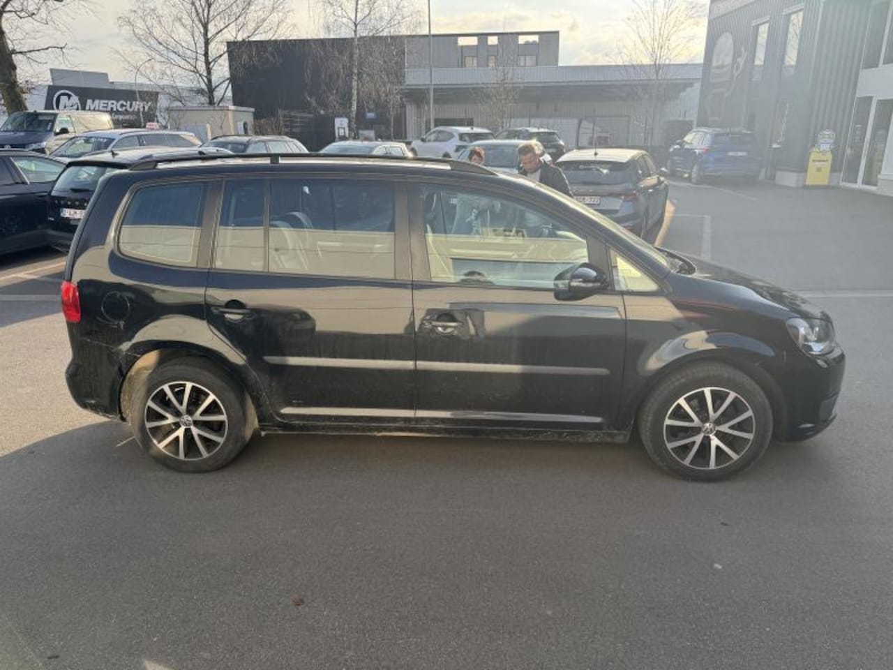 Volkswagen Touran - 1.6 TDI Highline Panorama - AutoWereld.nl