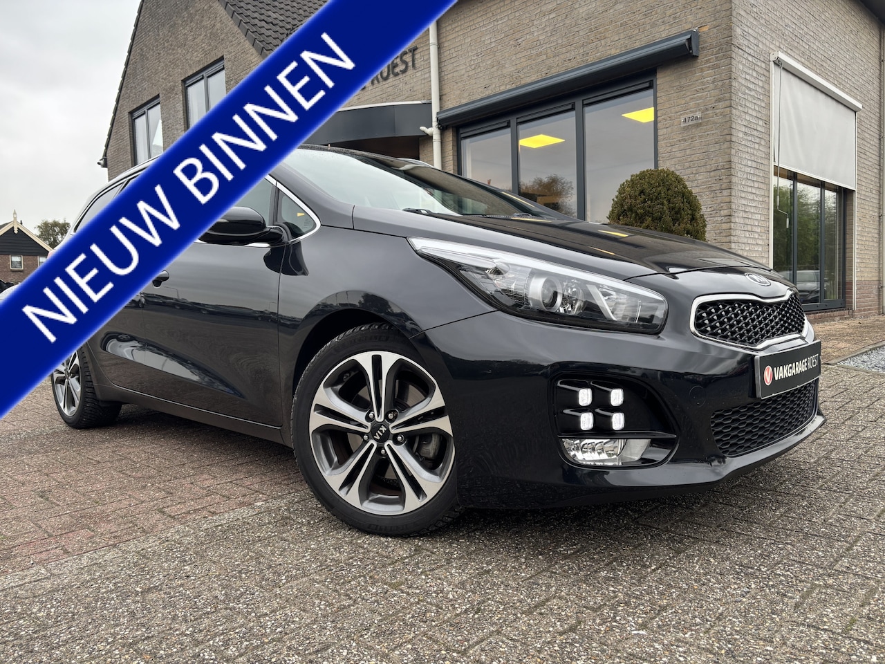 Kia Cee'd Sportswagon - Ceed 1.0 T-GDi GT-Line Summer Edition Trekhaak / All-Seasons / Panoramadak - AutoWereld.nl