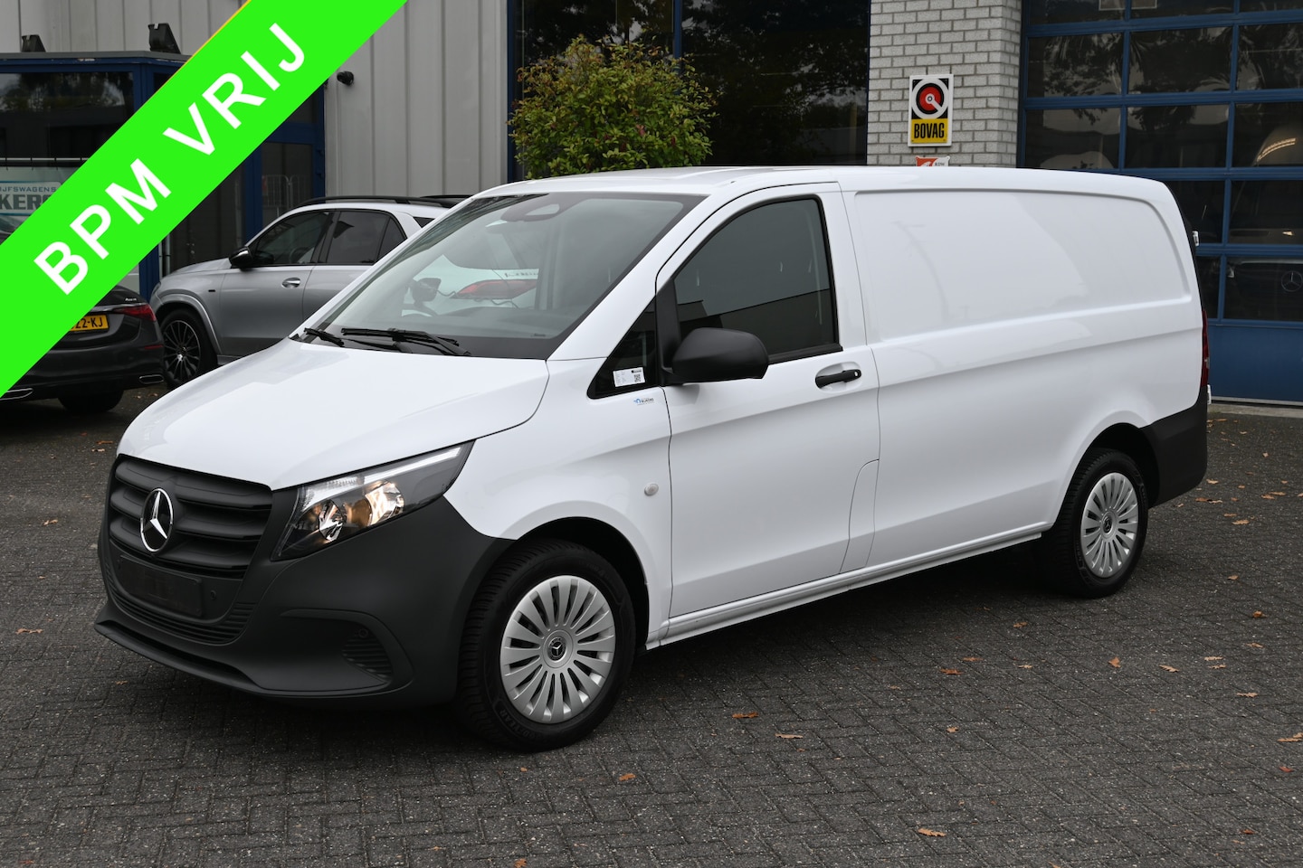 Mercedes-Benz Vito - 116 CDI L2 Pro MBUX, Navigatie met camera, Trekhaak - AutoWereld.nl