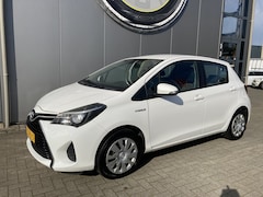 Toyota Yaris - 1.5 Hybrid Aspiration Xenon verlichting | Camera | Cruise control | NAP | Clima