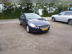 Volvo S60 - 1.6 T3 TREKHAAK CRUISE NAVI