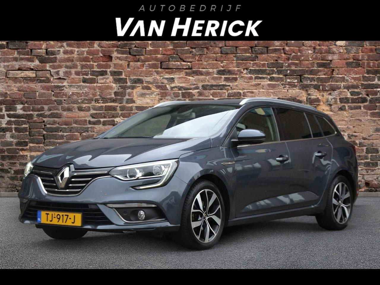 Renault Mégane Estate - 1.3 TCe Bose 140PK! | Camera | LED | Cruise | NAP - AutoWereld.nl